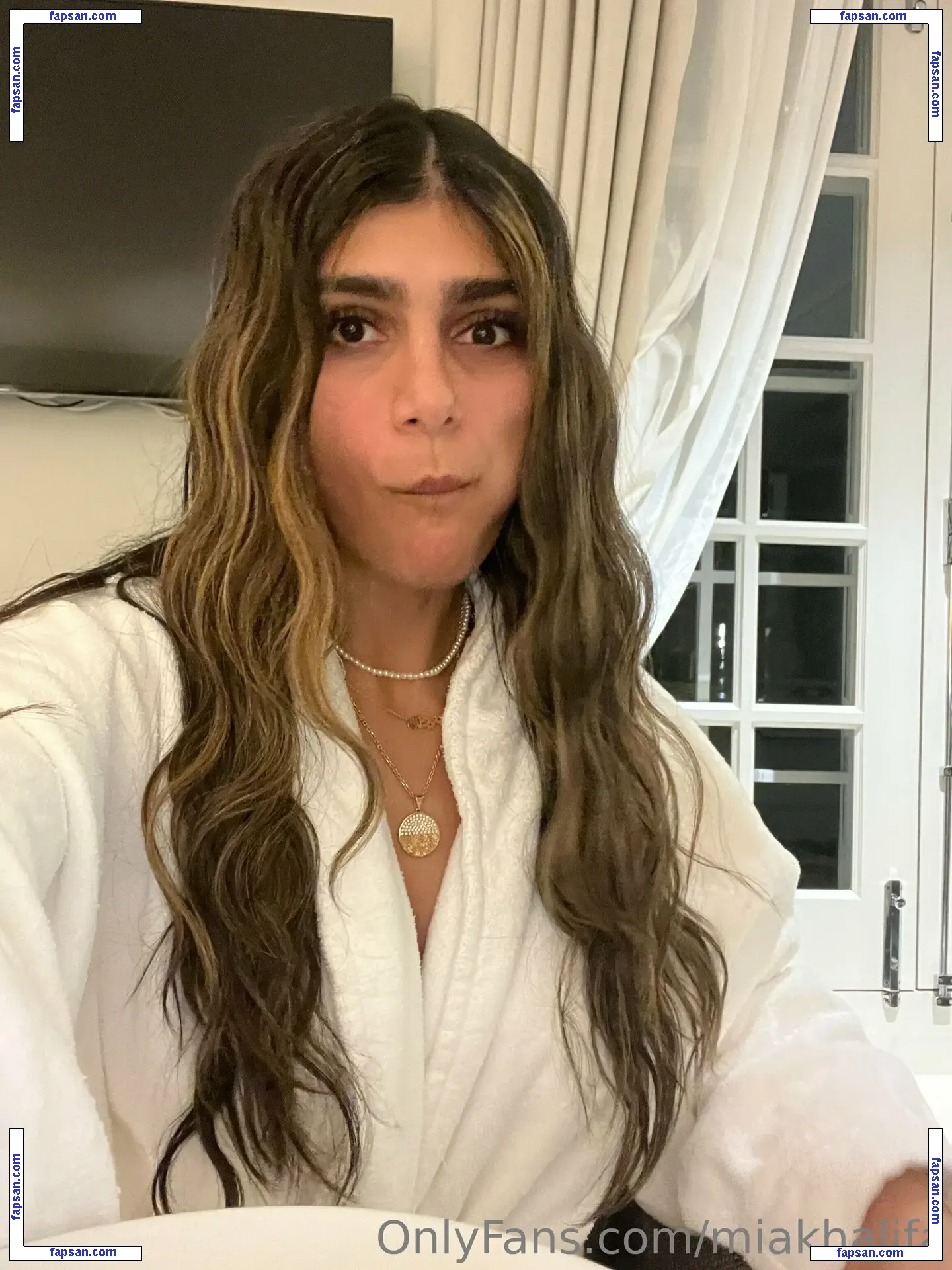Mia Khalifa nude photo #0506 from OnlyFans