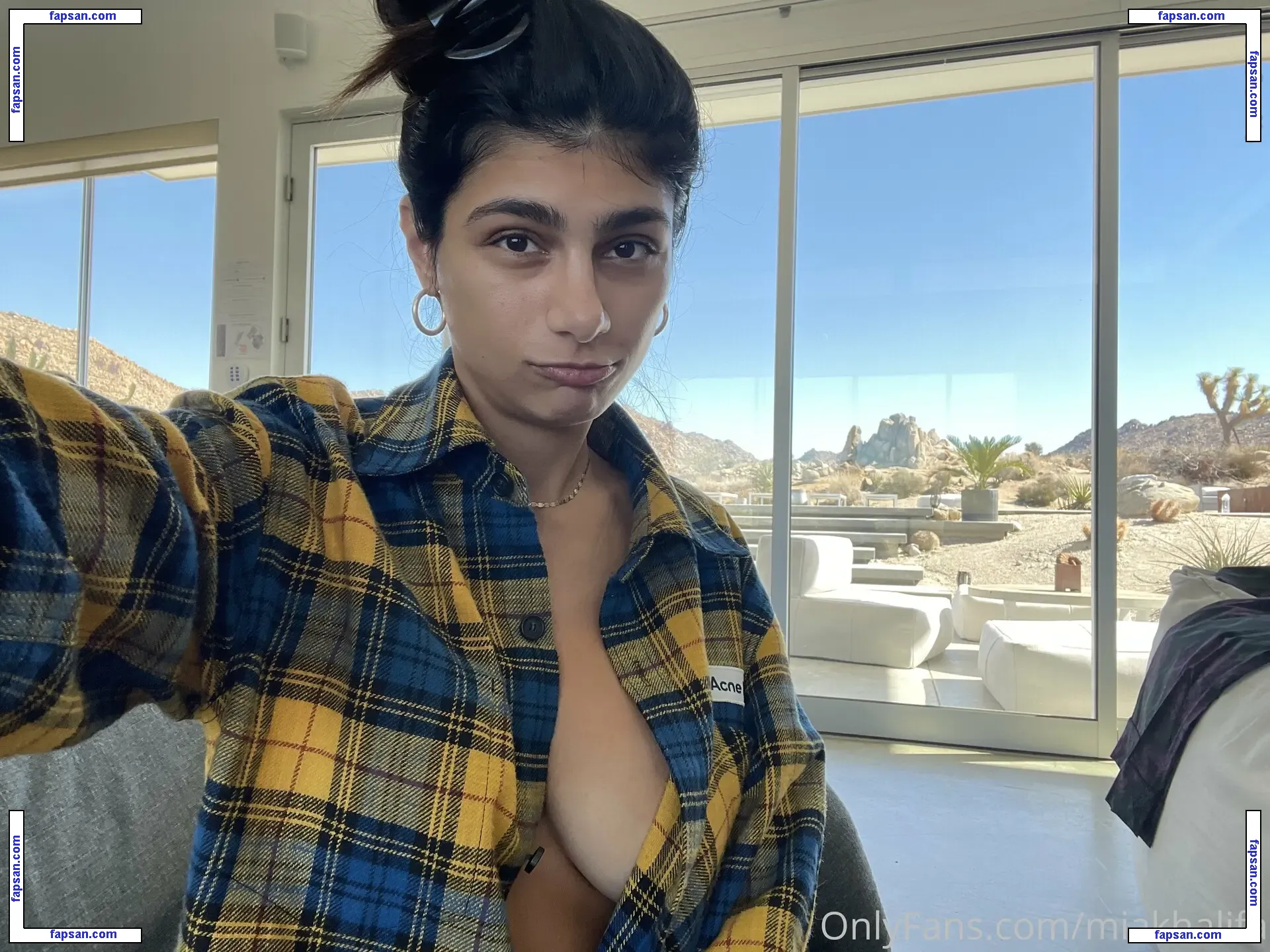 Mia Khalifa nude photo #0534 from OnlyFans