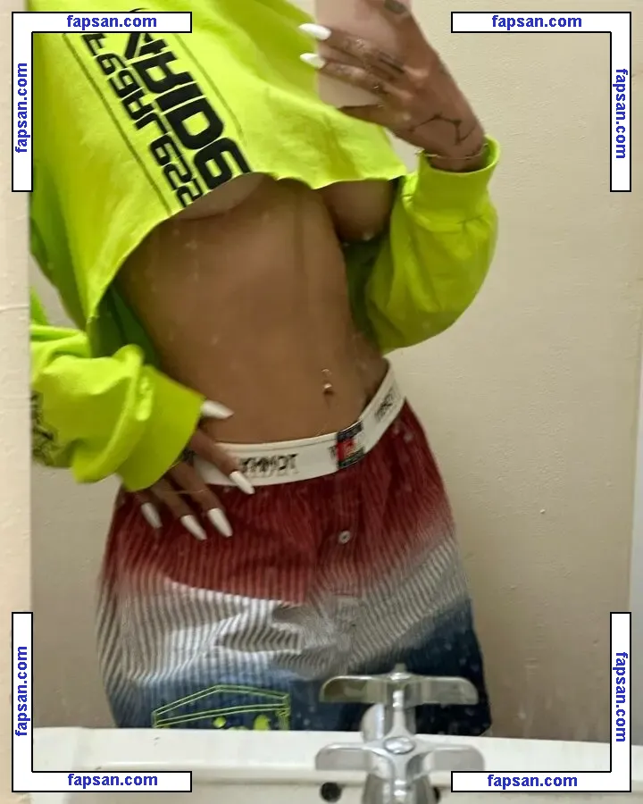 Mia Khalifa nude photo #0758 from OnlyFans