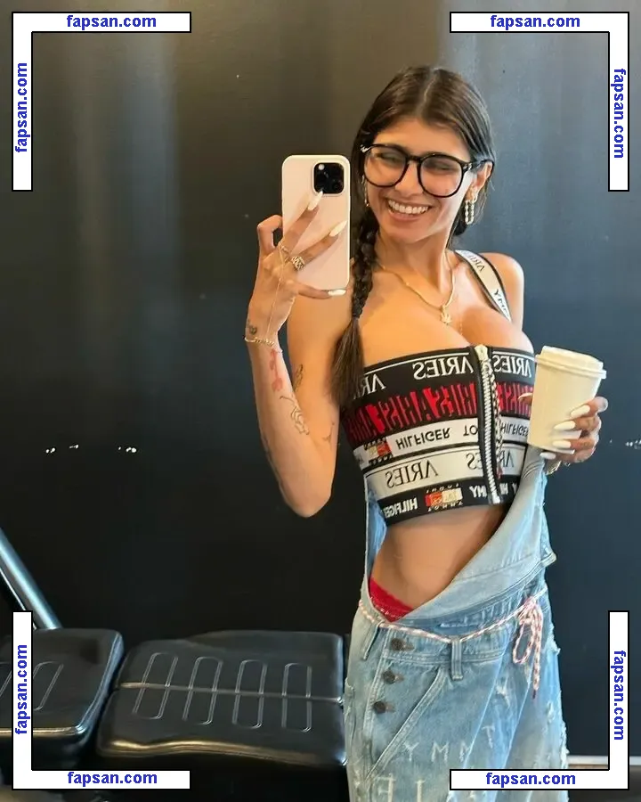 Mia Khalifa nude photo #0764 from OnlyFans