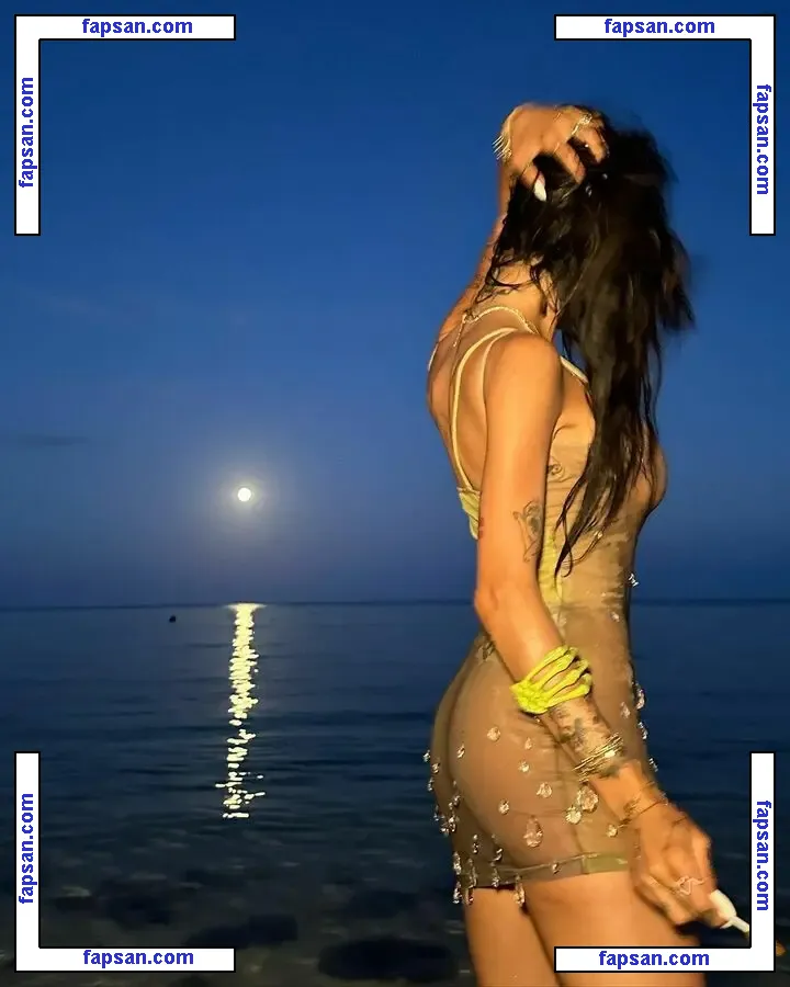 Mia Khalifa nude photo #0796 from OnlyFans