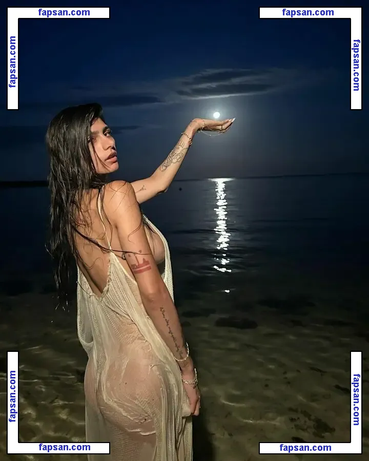 Mia Khalifa nude photo #0805 from OnlyFans