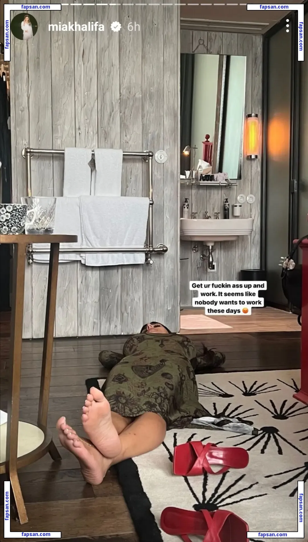 Mia Khalifa nude photo #0957 from OnlyFans