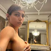 Mia Khalifa nude #0983