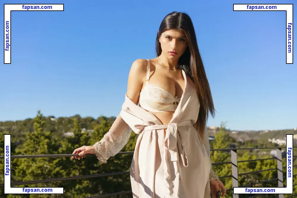 Mia Khalifa nude photo #1107 from OnlyFans