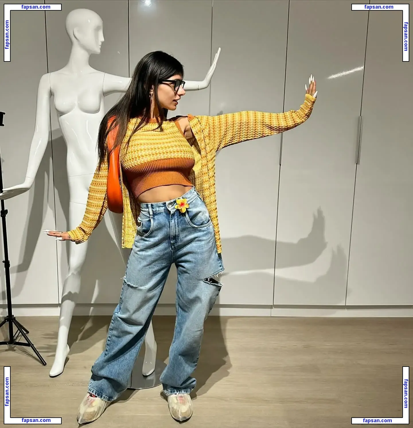 Mia Khalifa nude photo #1300 from OnlyFans