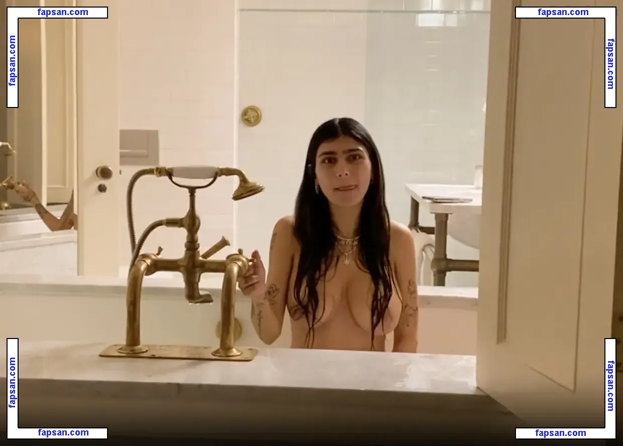 Mia Khalifa nude photo #1403 from OnlyFans