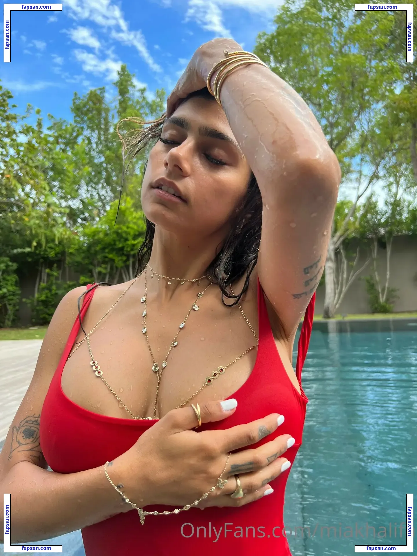 Mia Khalifa голая фото #2190 с Онлифанс