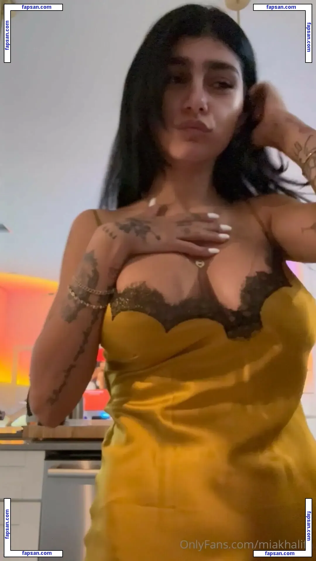 Mia Khalifa nude photo #2212 from OnlyFans