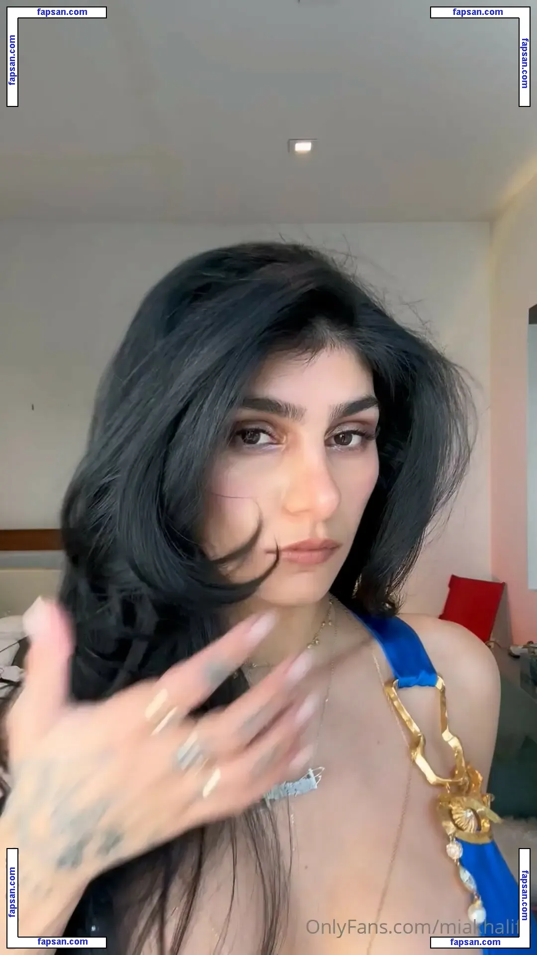 Mia Khalifa голая фото #2228 с Онлифанс