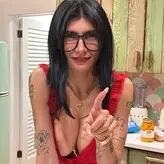 Mia Khalifa голая #2412