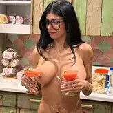 Mia Khalifa голая #2417