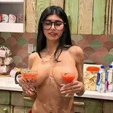 Mia Khalifa голая #2418