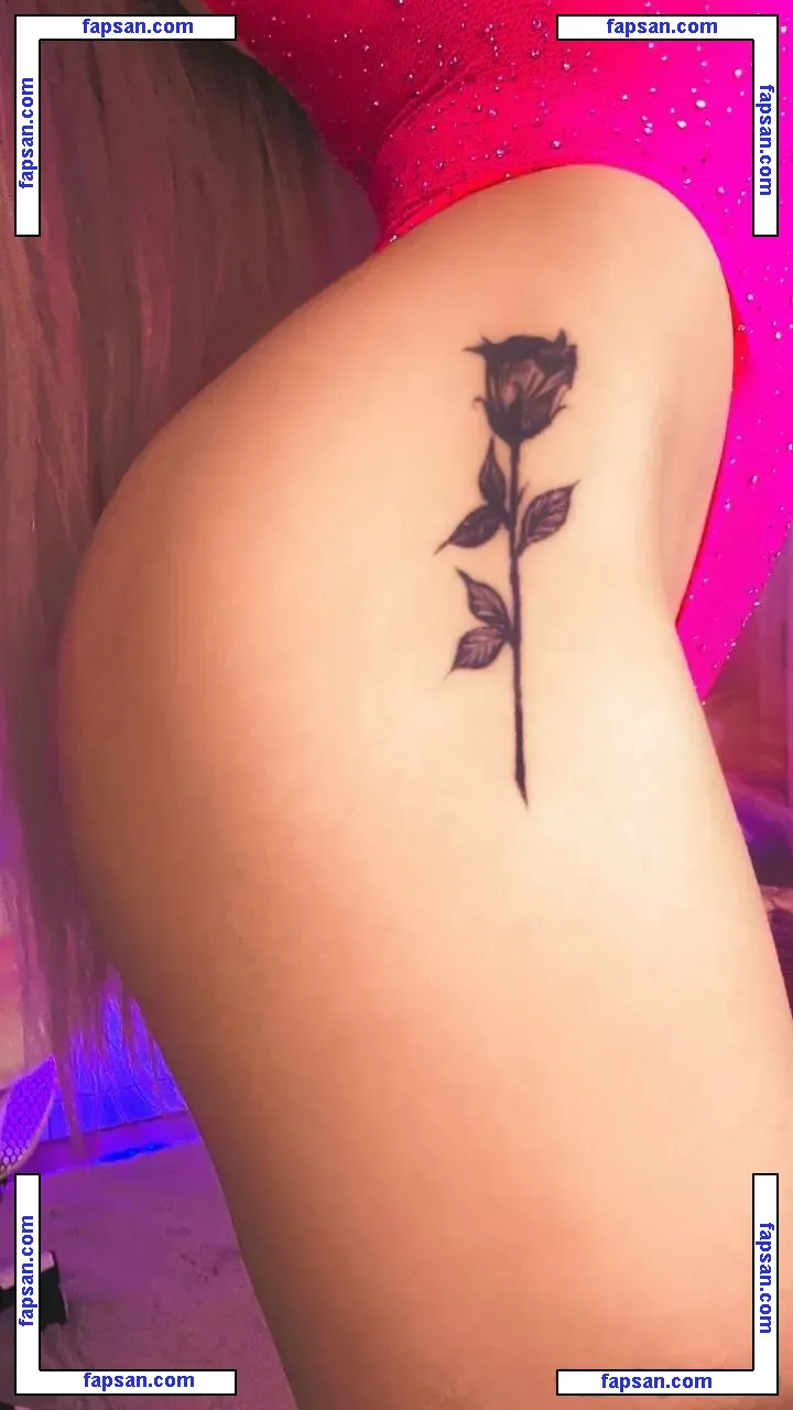 Mia Mi nude photo #0008 from OnlyFans