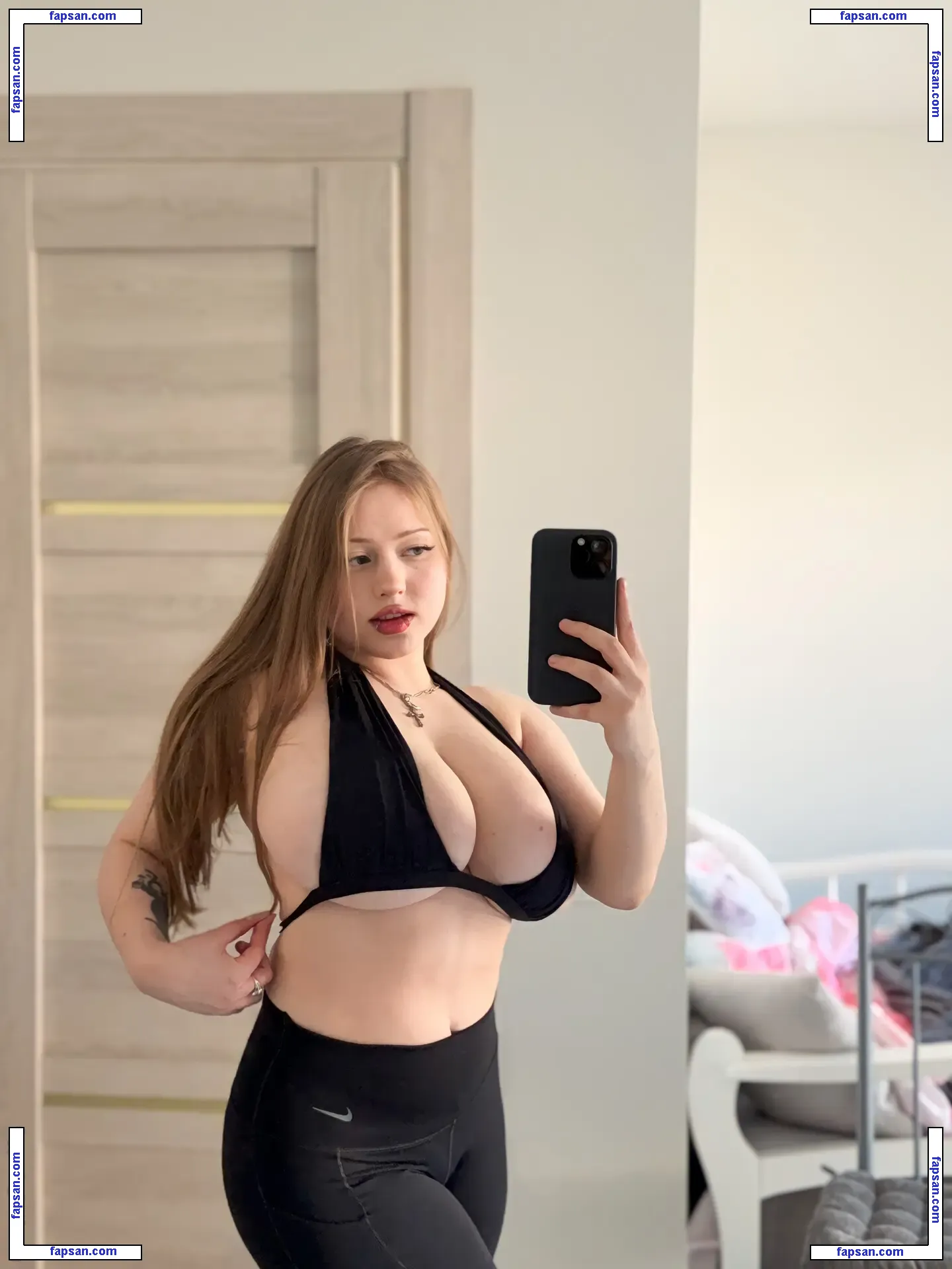 Mia_Milkerss nude photo #0127 from OnlyFans