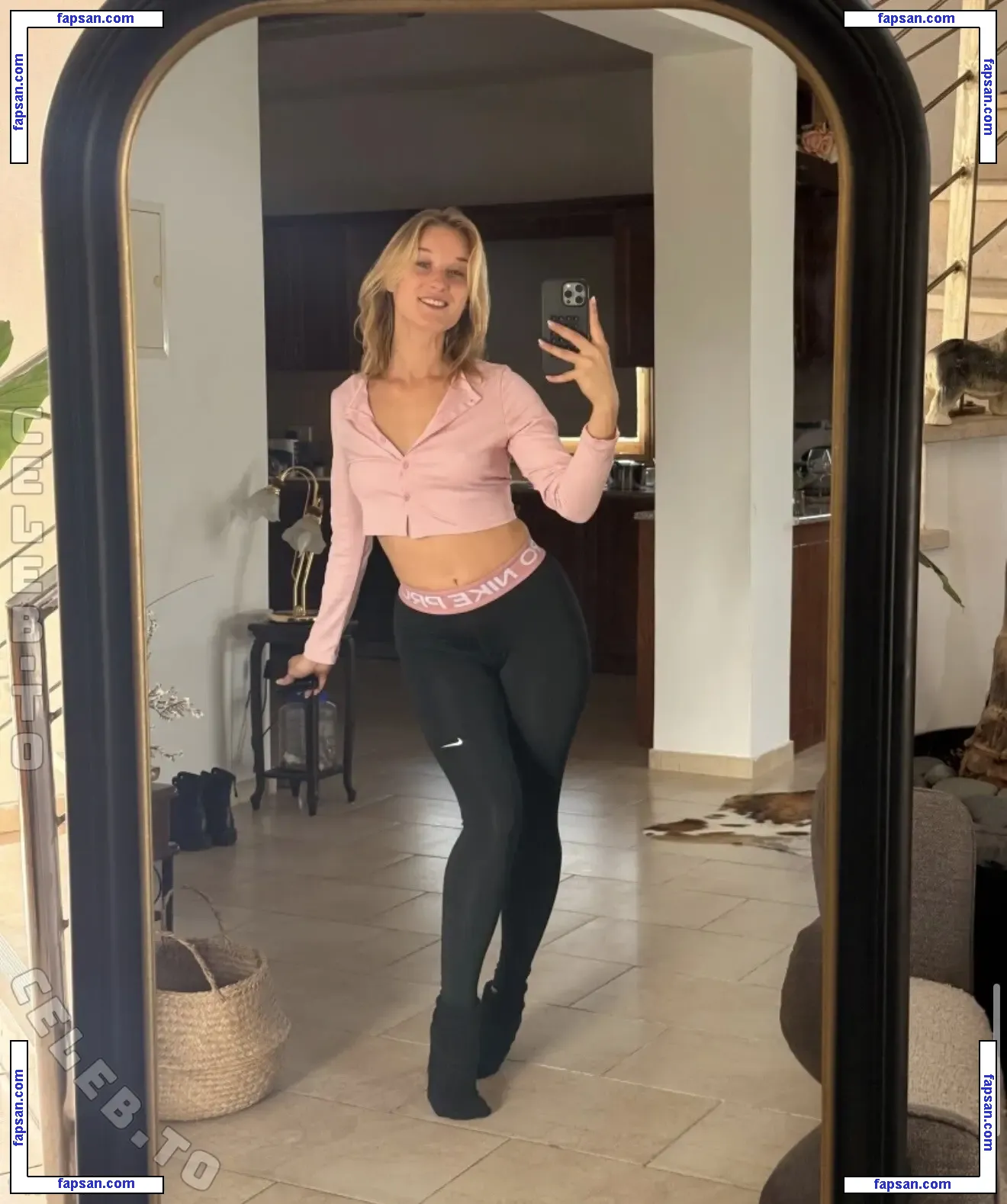 Mia-Nouvelle голая фото #0029 с Онлифанс