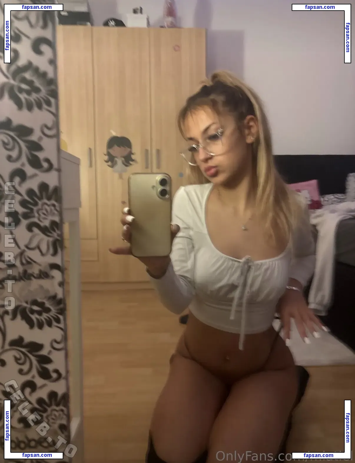 Mia Tiel голая фото #0016 с Онлифанс