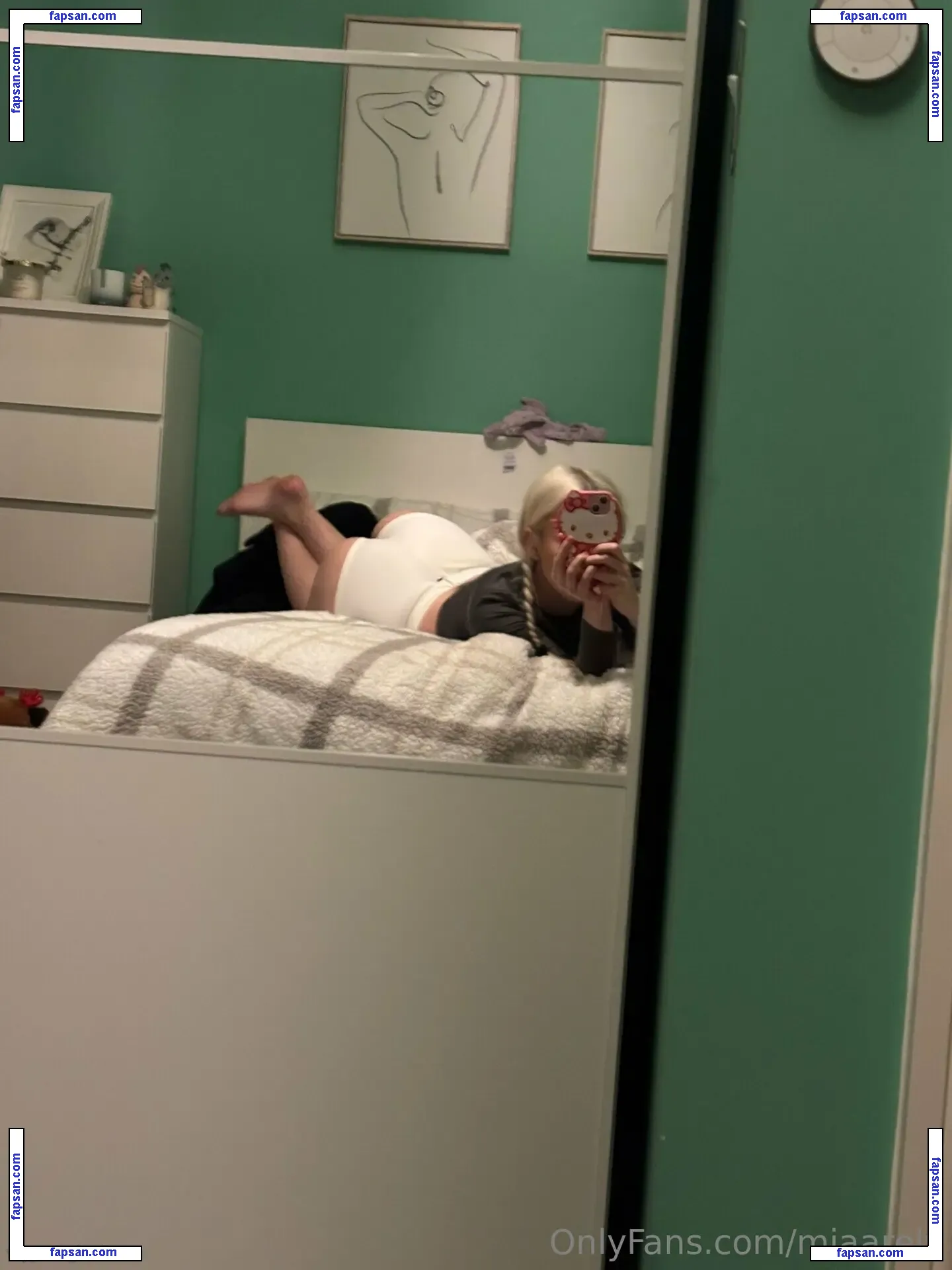 miaarely nude photo #0007 from OnlyFans