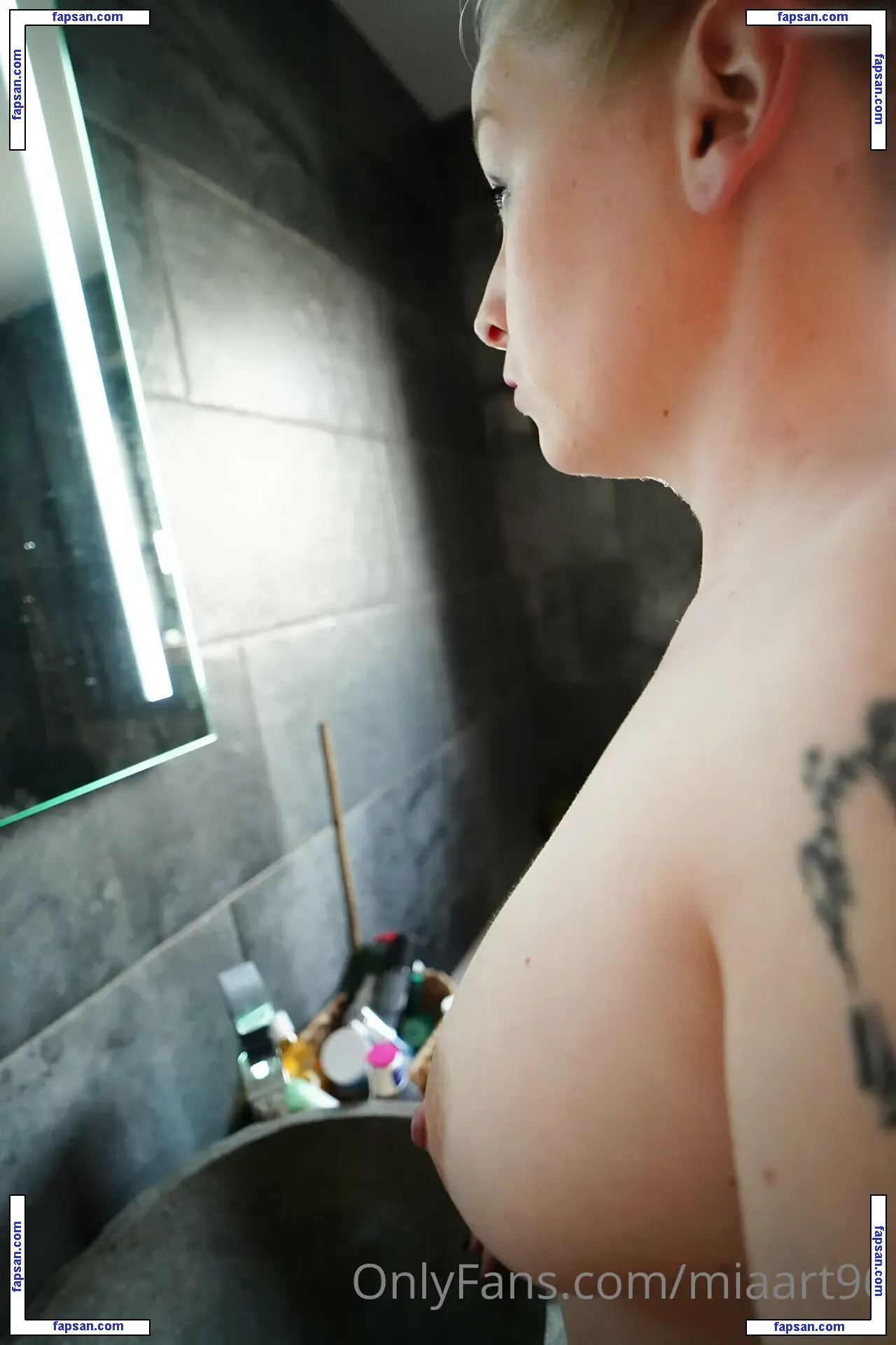 miaart96 nude photo #0011 from OnlyFans