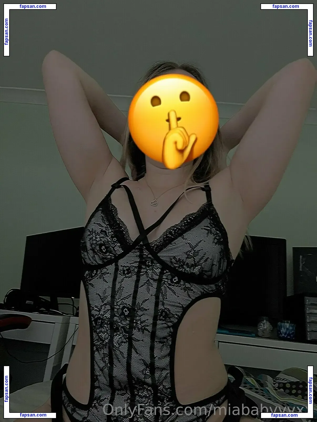 miababyyyxx / dreamymills__ nude photo #0022 from OnlyFans