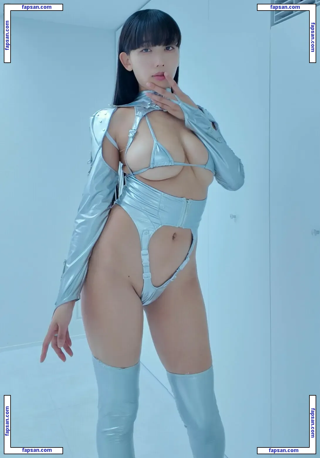 miann.___ голая фото #0003 с Онлифанс