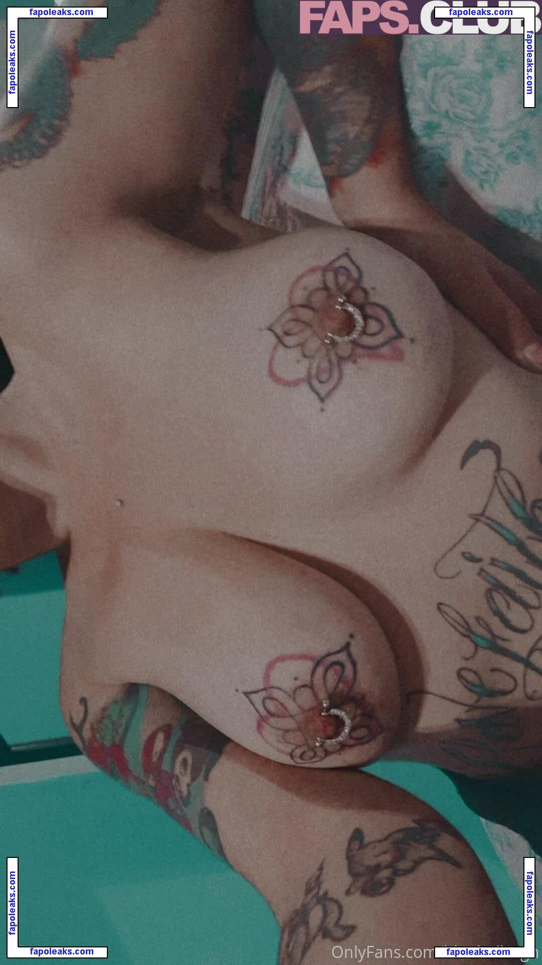 Miaura / bluebelle.sgh / miaurasgh nude photo #0014 from OnlyFans