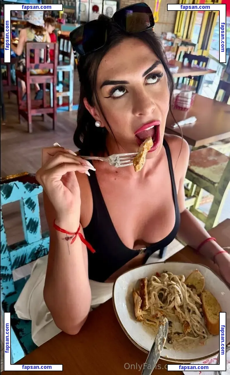 micaela.ts nude photo #0030 from OnlyFans