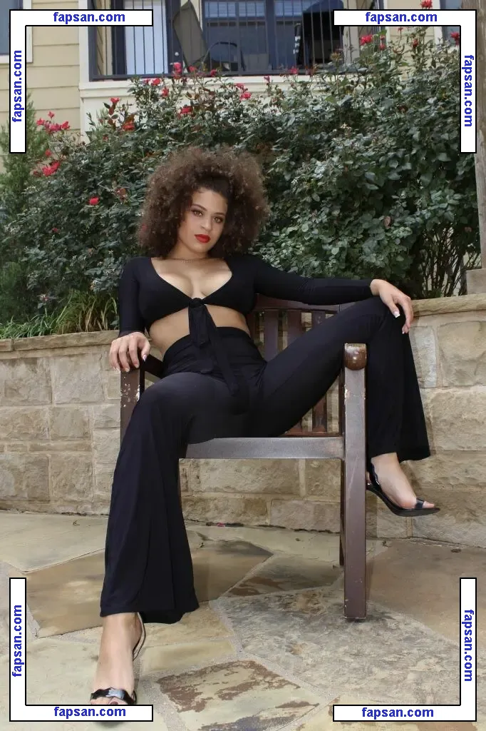 Micah Russell nude photo #0004 from OnlyFans