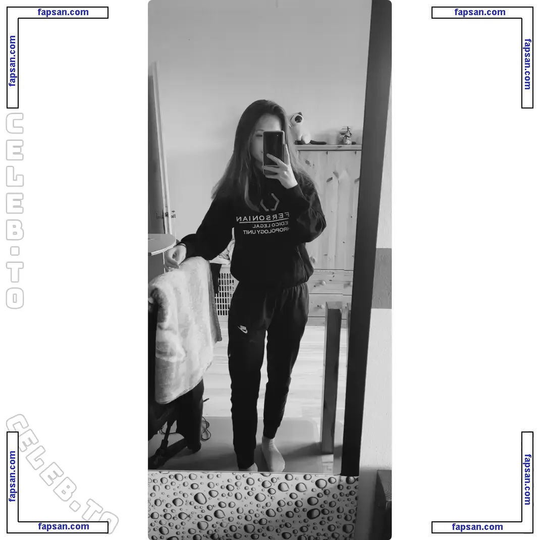 Michelle Hansen nude photo #0017 from OnlyFans