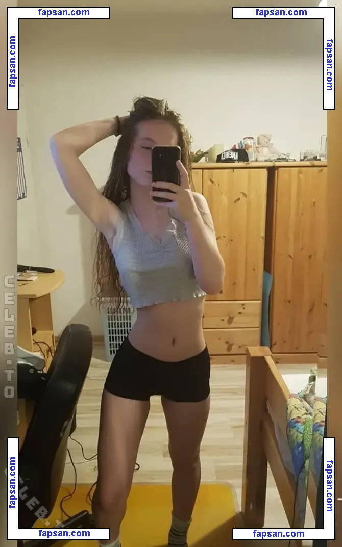 Michelle Hansen nude photo #0018 from OnlyFans