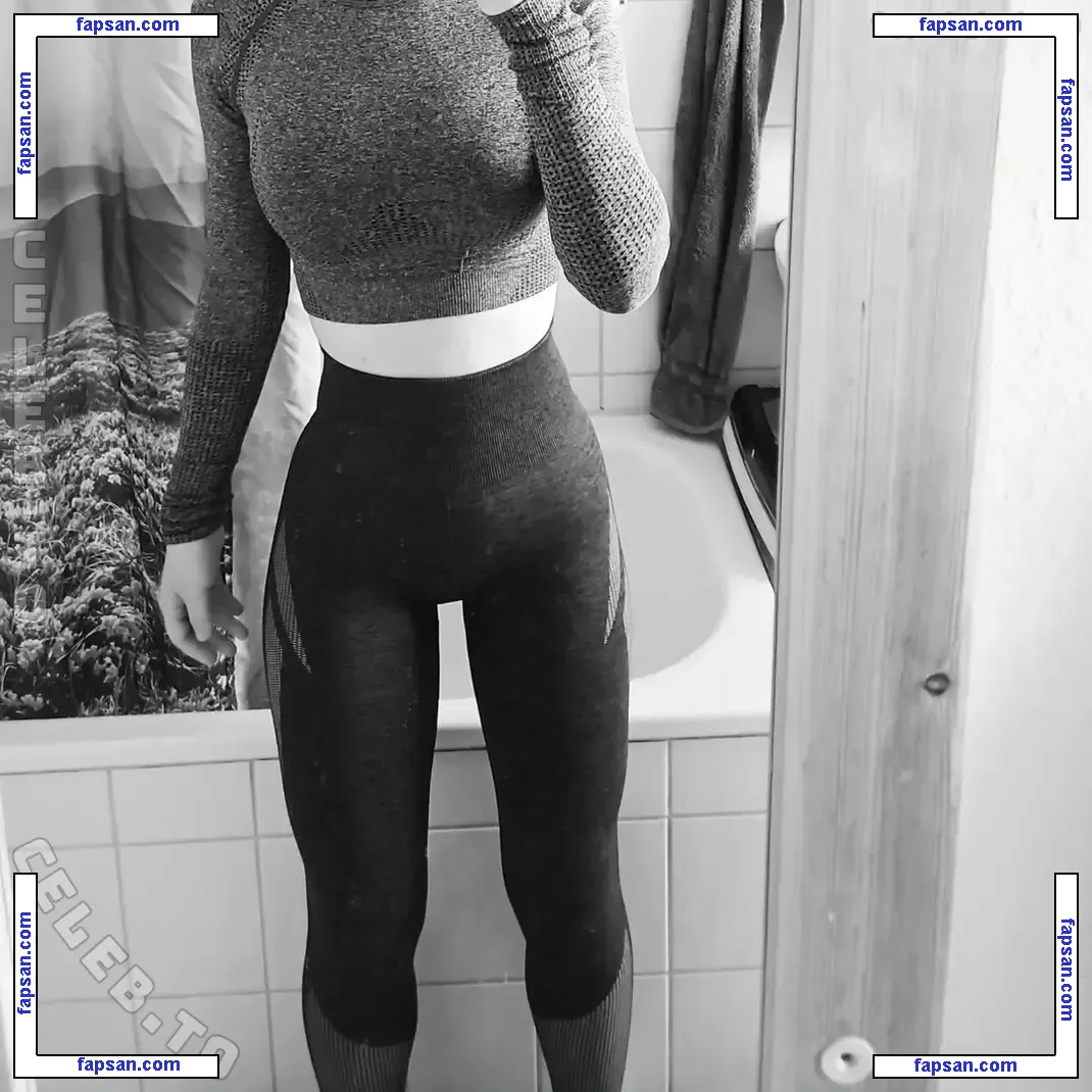 Michelle Hansen nude photo #0030 from OnlyFans