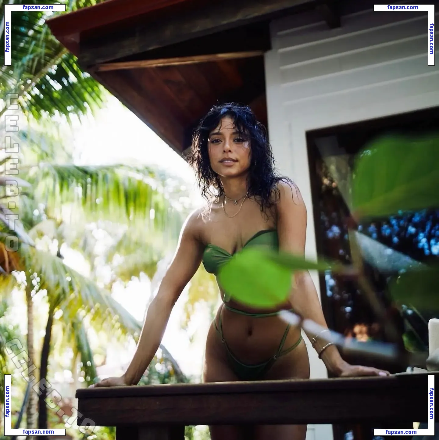 Michelle Hayden голая фото #0053 с Онлифанс