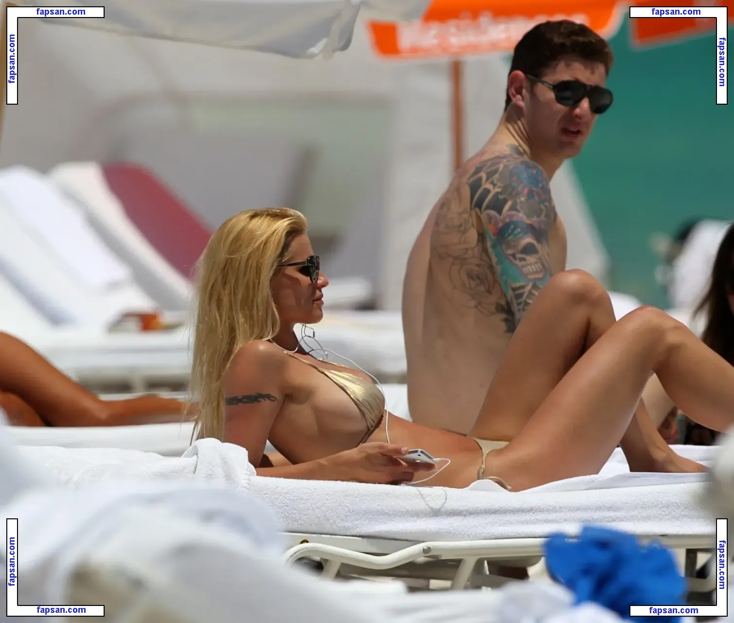 Michelle Hunziker nude photo #1031 from OnlyFans
