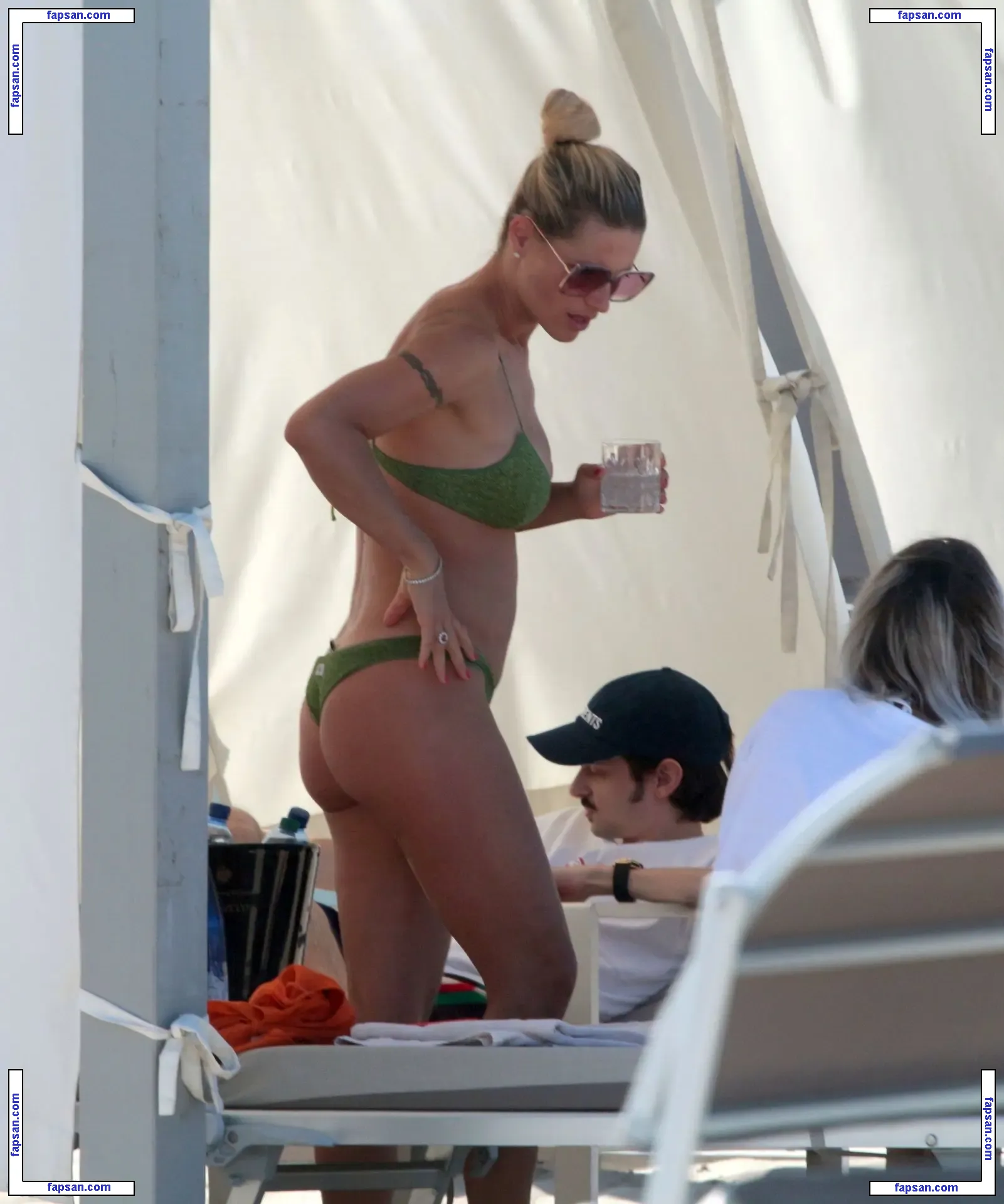 Michelle Hunziker nude photo #1565 from OnlyFans