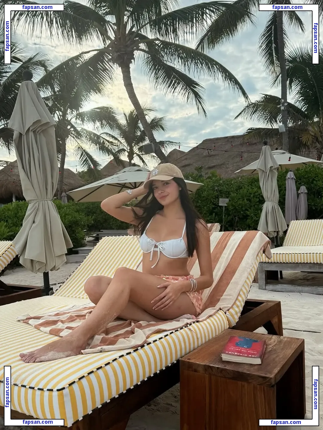 Michelle Mendizábal голая фото #0033 с Онлифанс