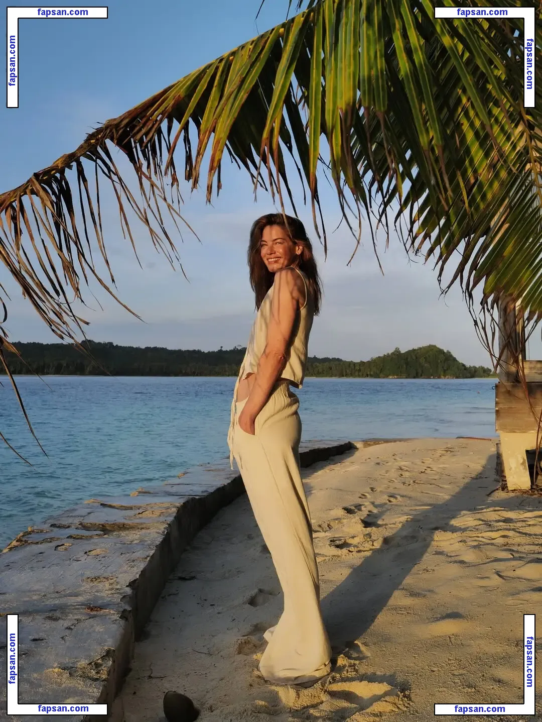 Michelle Monaghan nude photo #0434 from OnlyFans