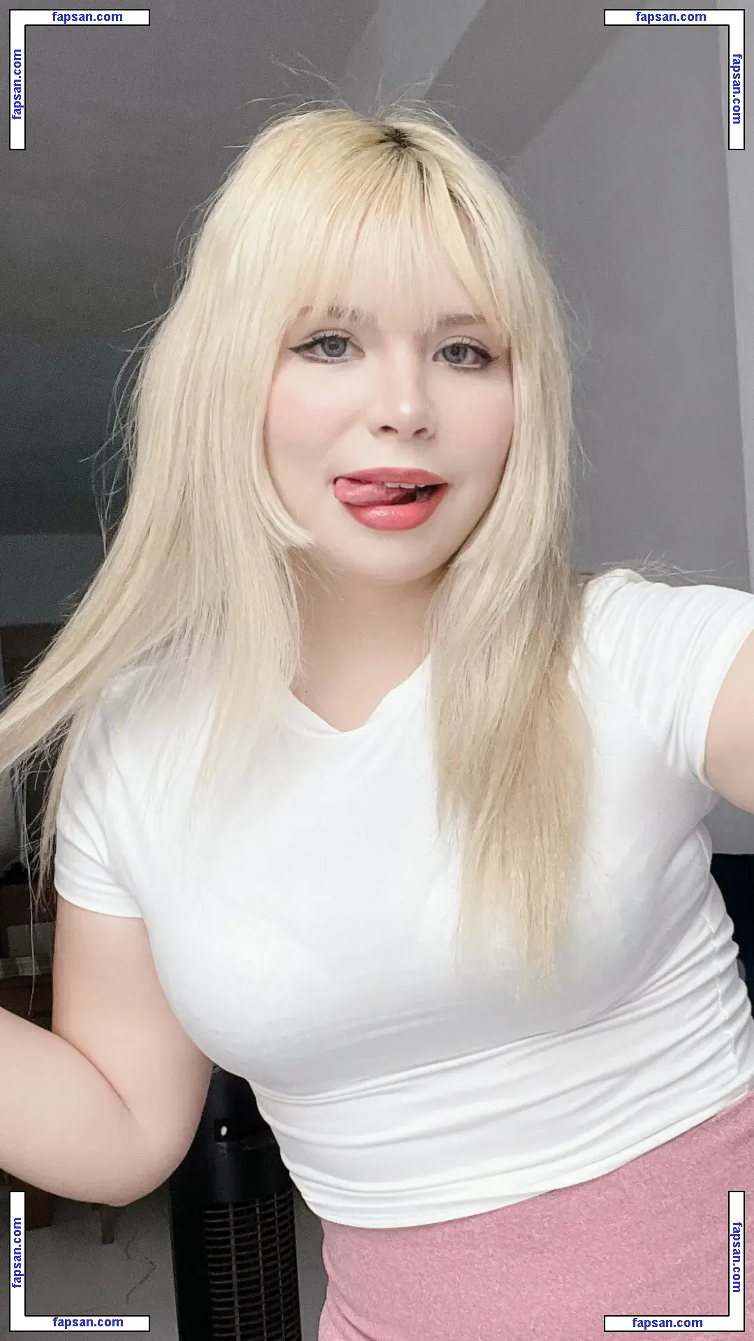 Michelle Mondragon голая фото #0014 с Онлифанс