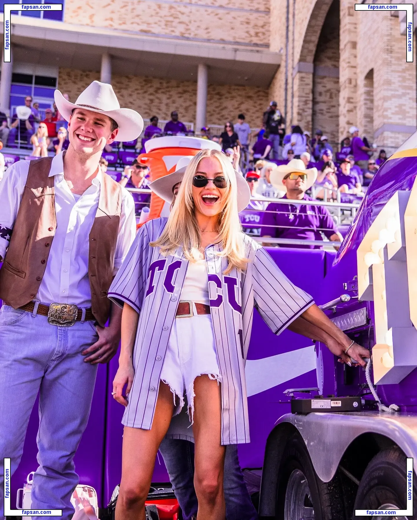 Michelle Randolph nude photo #0123 from OnlyFans