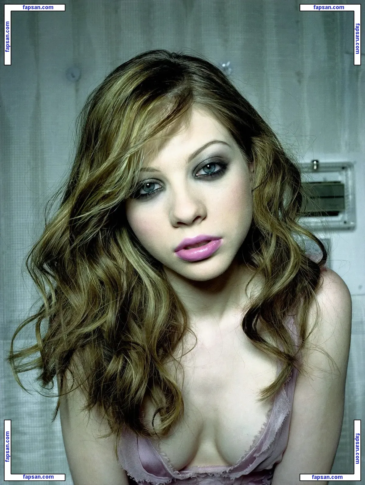 Michelle Trachtenberg nude photo #0113 from OnlyFans