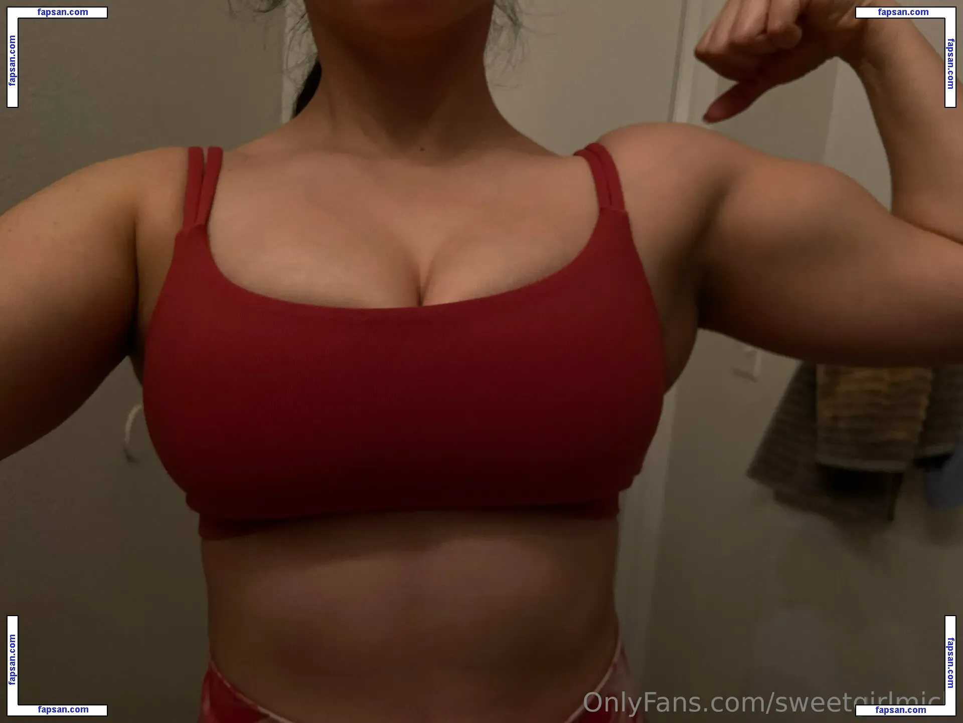 michellellamascorona nude photo #0013 from OnlyFans