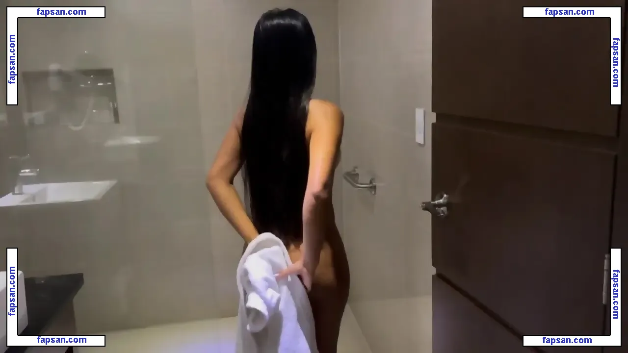 michellethielen nude photo #0008 from OnlyFans
