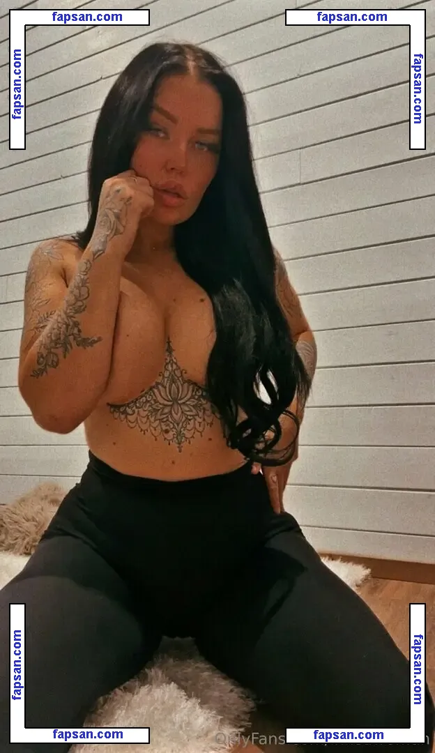 Mickan Haglund голая фото #0002 с Онлифанс