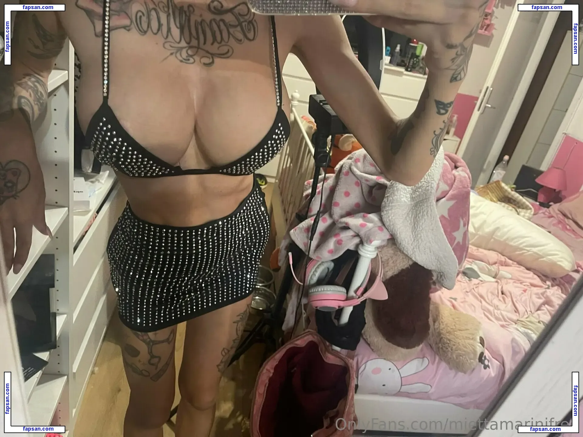 miettamarinii nude photo #0016 from OnlyFans