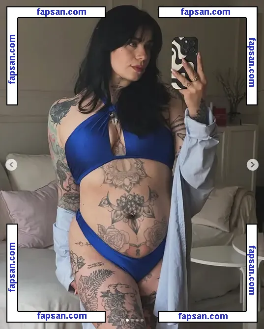 Miezekatz Caro nude photo #0004 from OnlyFans