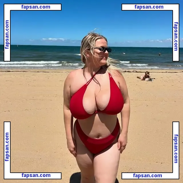 Mikaela Heineke голая фото #0004 с Онлифанс