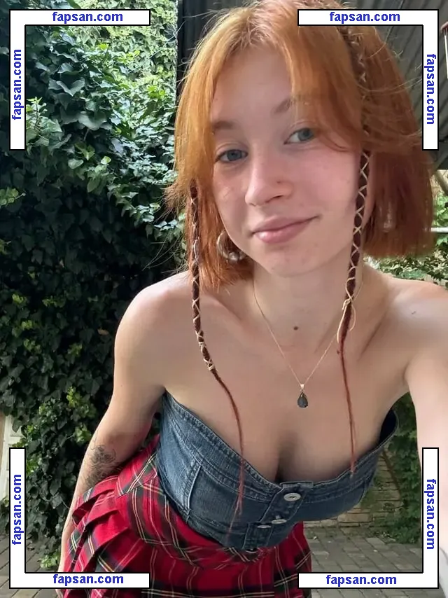 Mikaww nude photo #0009 from OnlyFans