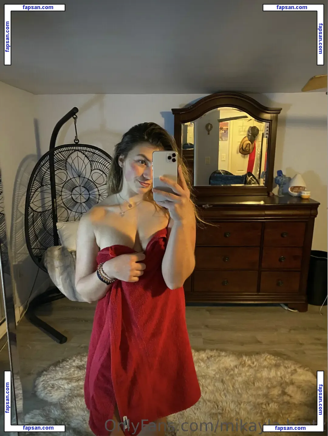 Mikayla.bretz голая фото #0005 с Онлифанс