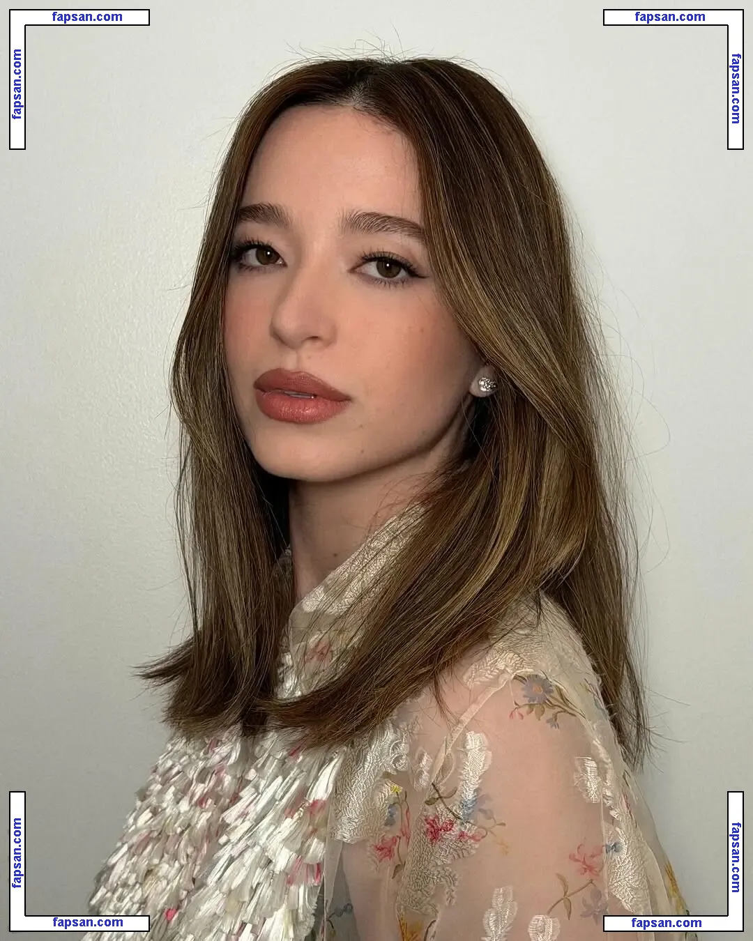 Mikey Madison голая фото #0260 с Онлифанс