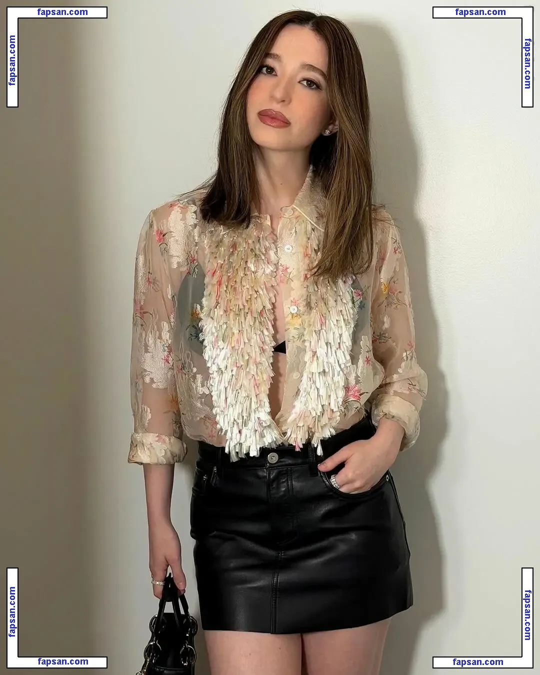 Mikey Madison голая фото #0261 с Онлифанс