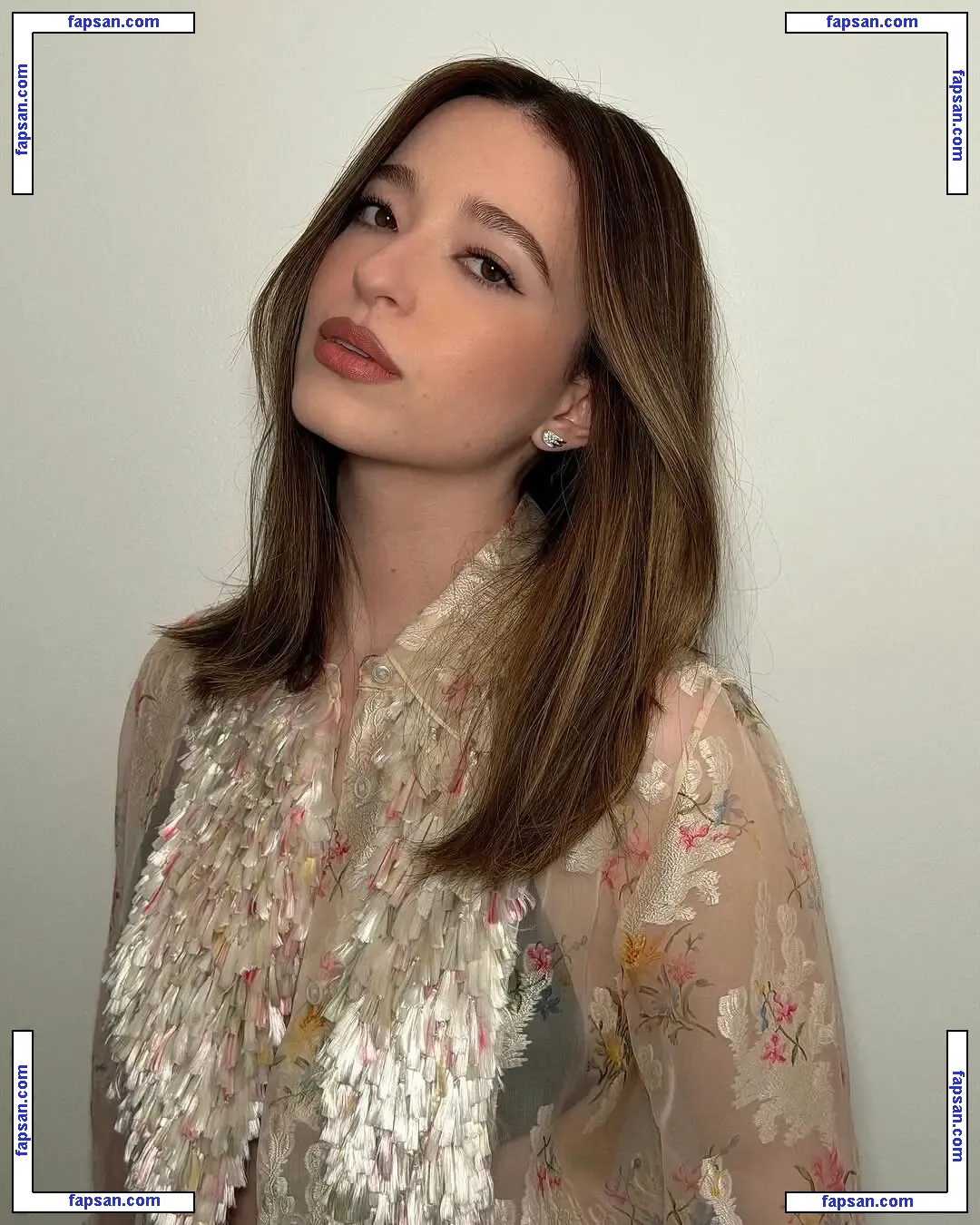 Mikey Madison голая фото #0264 с Онлифанс